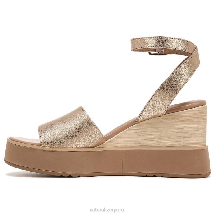 mujer Naturalizer cuero dorado suave sandalia con cuña brynn RTZ4T363 - Imagen 3