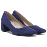 mujer Naturalizer ante azul refugio bomba karina RTZ4T162